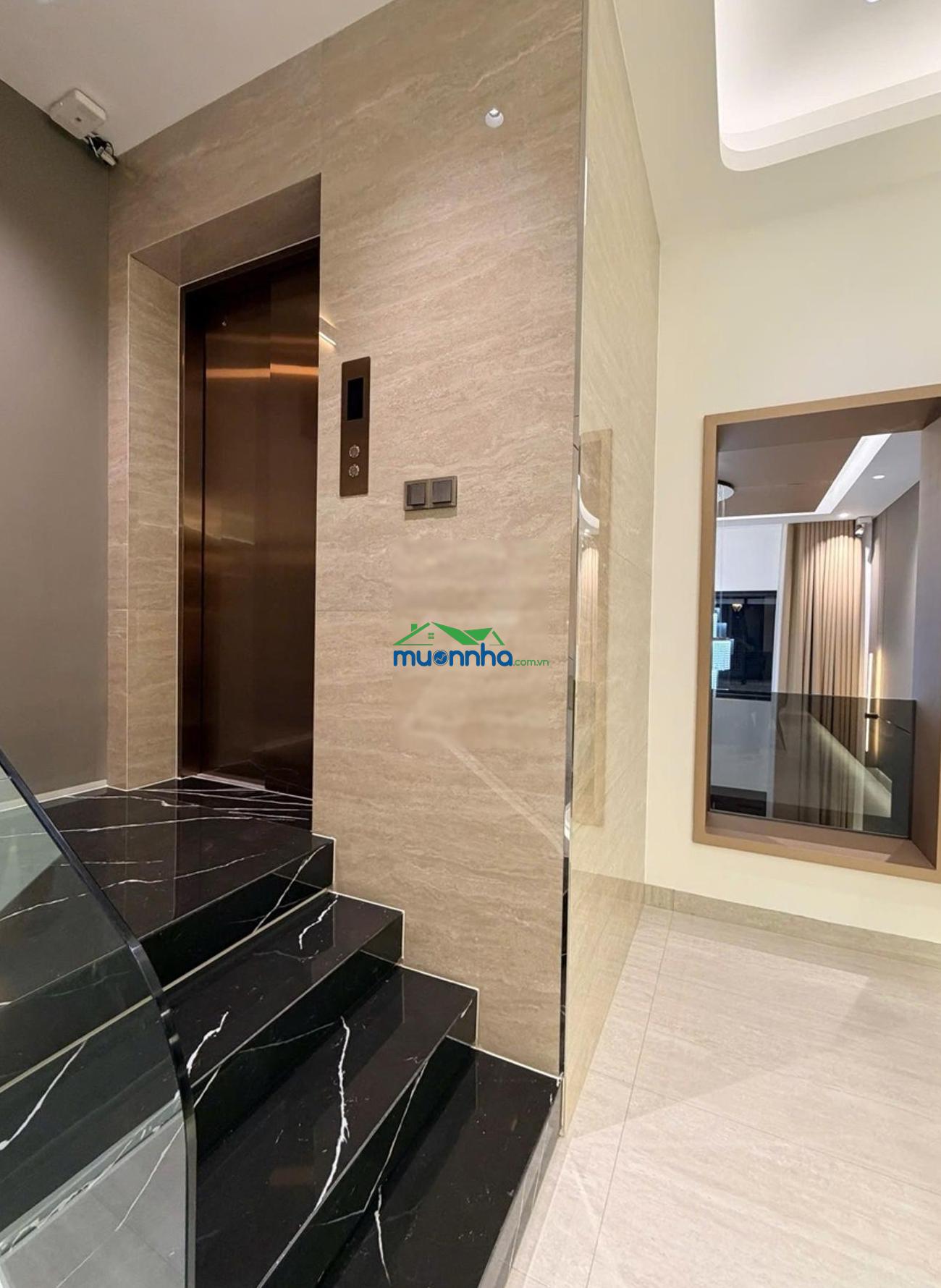 Mặt tiền hẻm 8m phú thuận q7 - 4 tầng - 75m2 - thang máy - nội thất luxury - 2