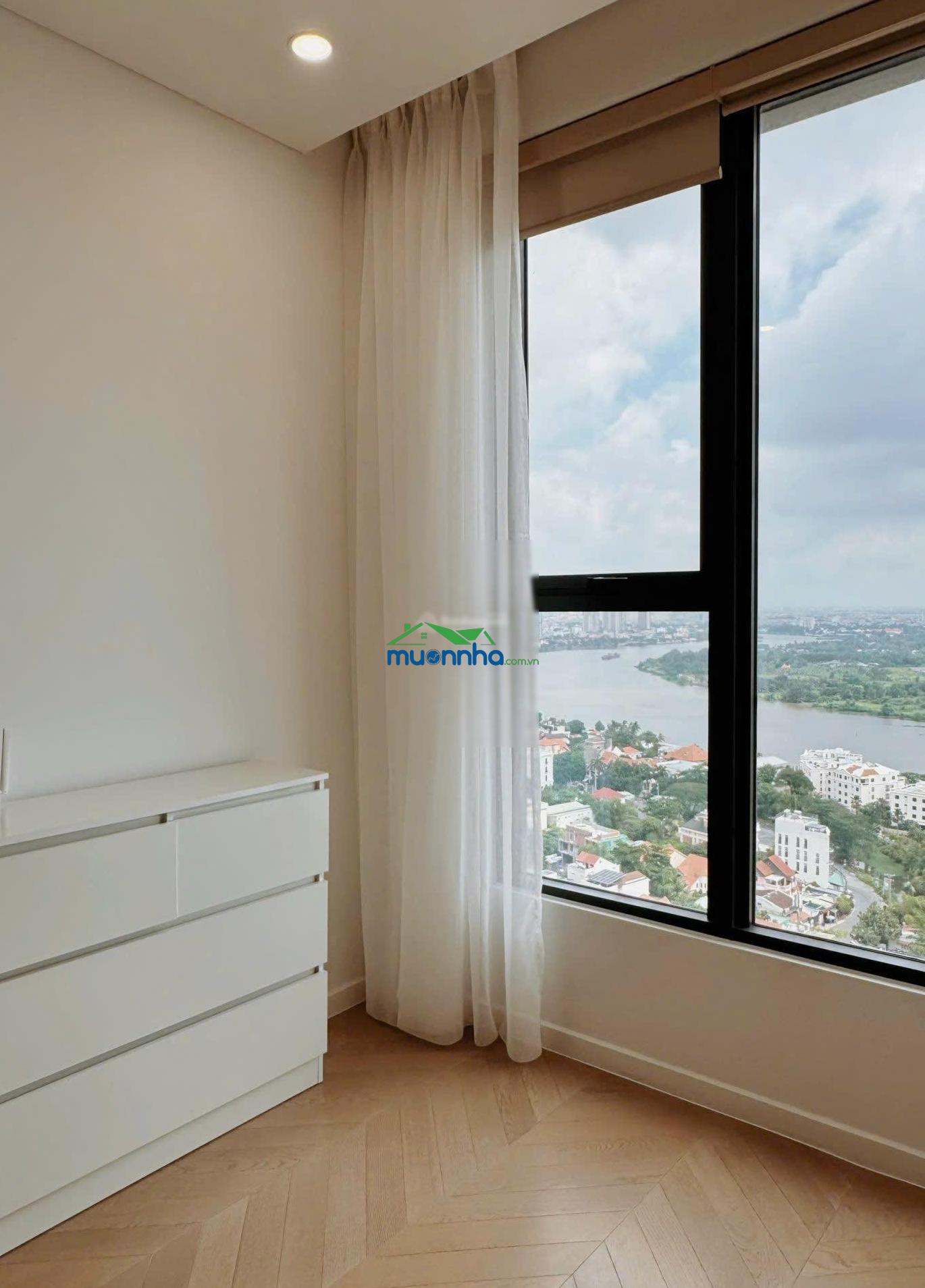 Tôi cần cho thuê căn hộ 2pn 72m2 full nộ thất cao cấp. 36tr/tháng tầng trung view thoáng