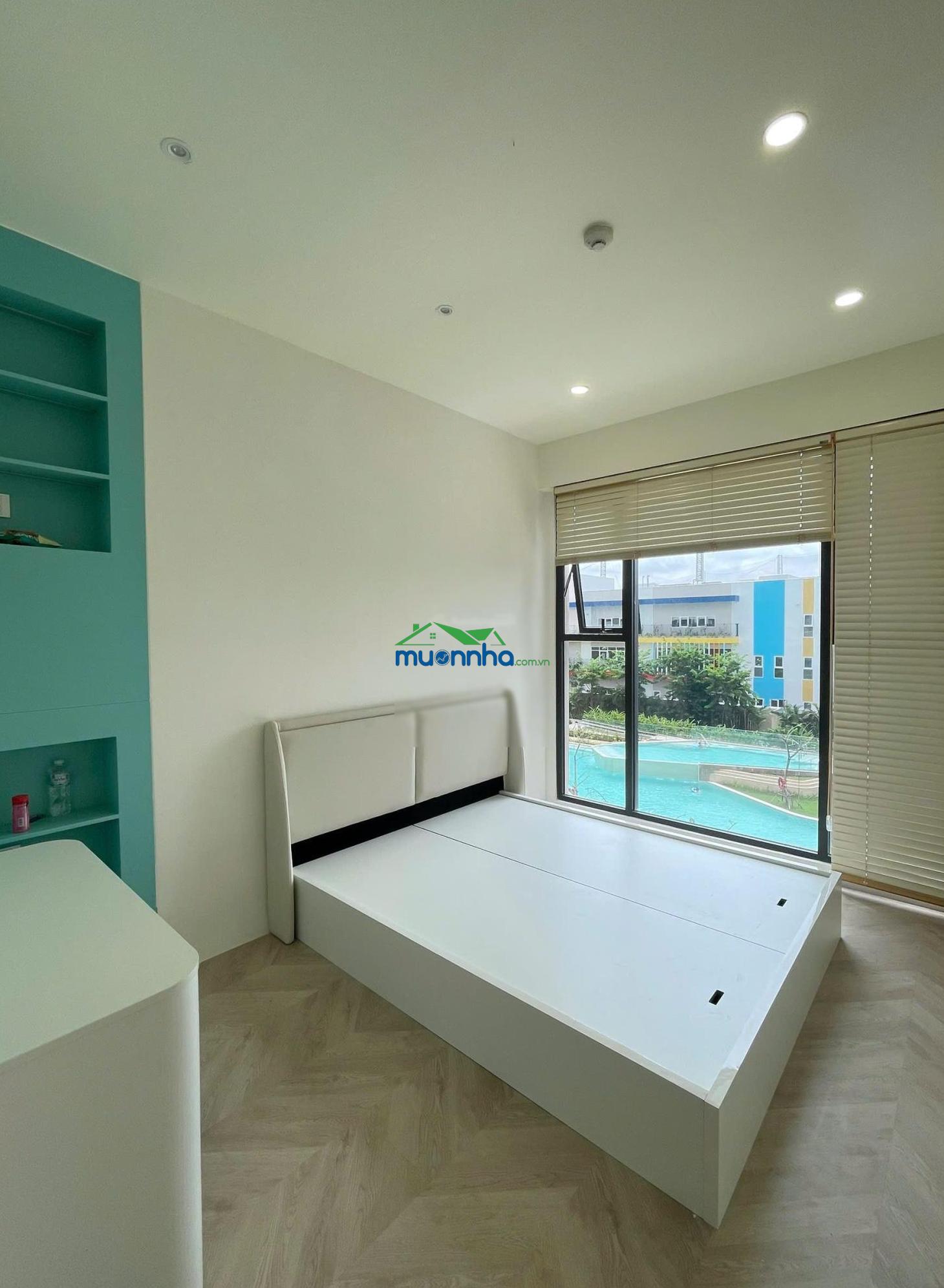 Cho thuê căn 3pn2wc 96m2 khu mcp view hồ bơi cực đẹp, gần vincom, free gym, ở liền, hướng mát