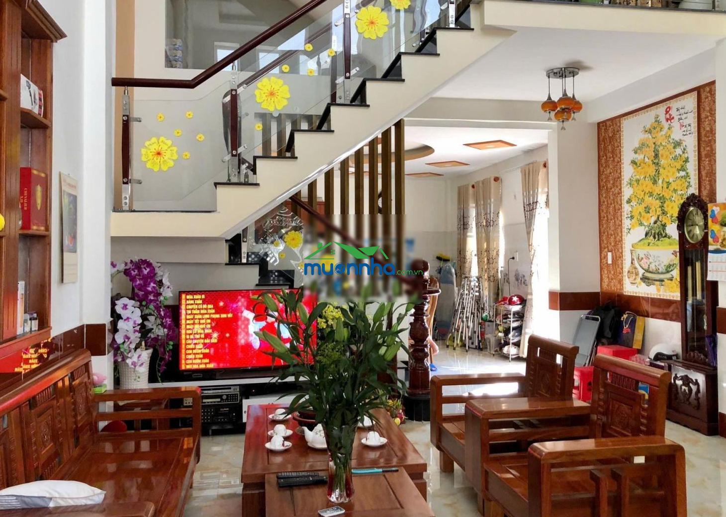 Nhà, trần thị năm lô góc 2 mặt tiền nở hậu 6ty750, trung mỹ tây, tphcm