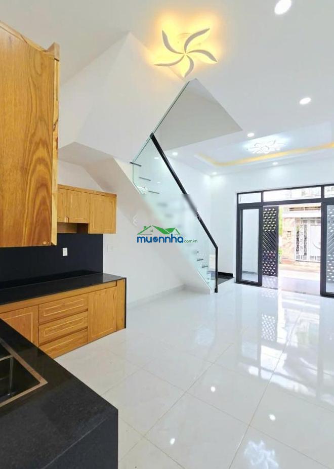 Nhà mới đẹp 3 tầng, 4pn, hẻm xe hơi 6m, gần chợ long trường q9