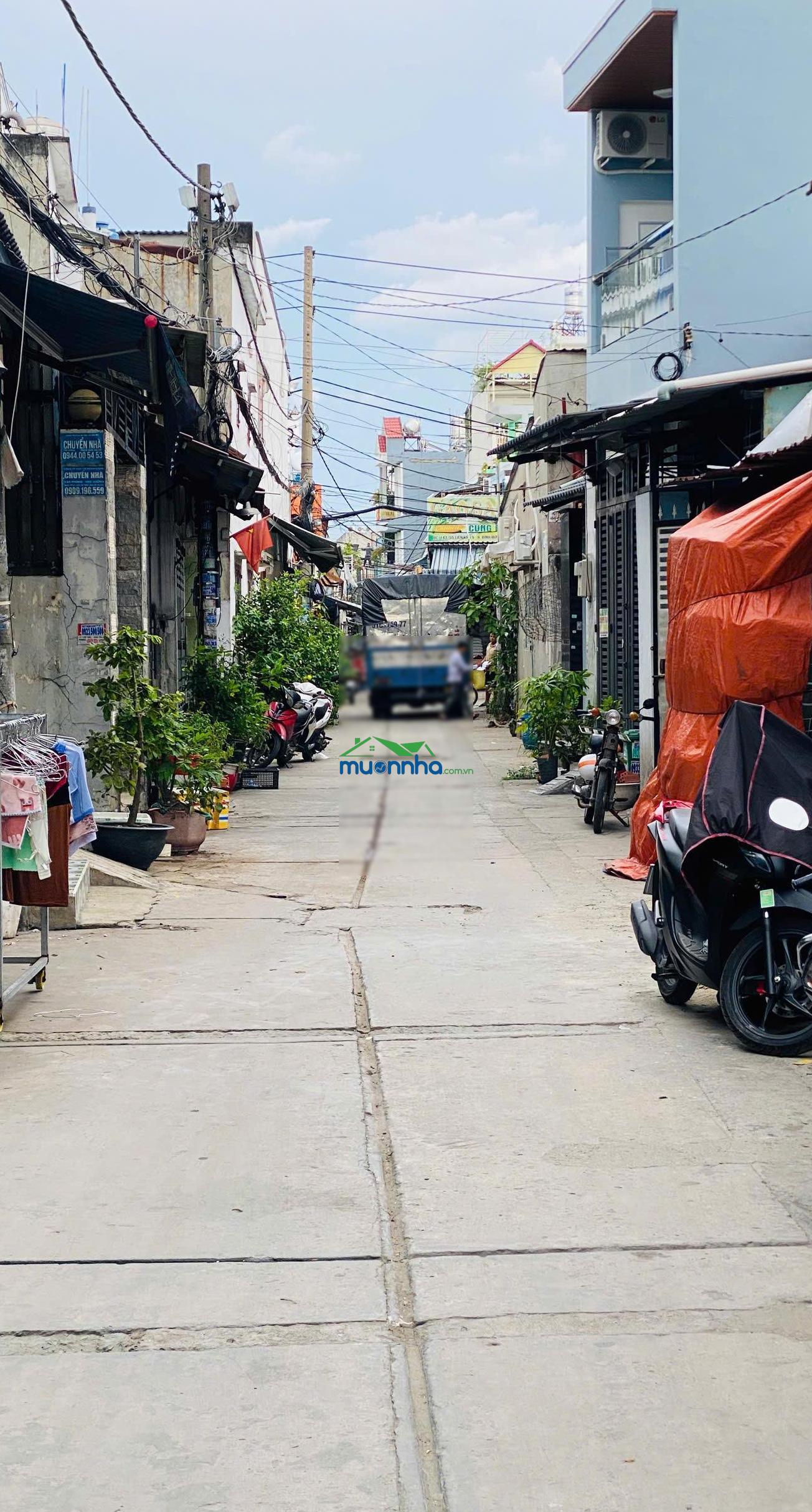 4 tỷ hơn 2 tầng hẻm xe tải thông dt: 4 x 15m, cạnh tân phú sổ mới đẹp