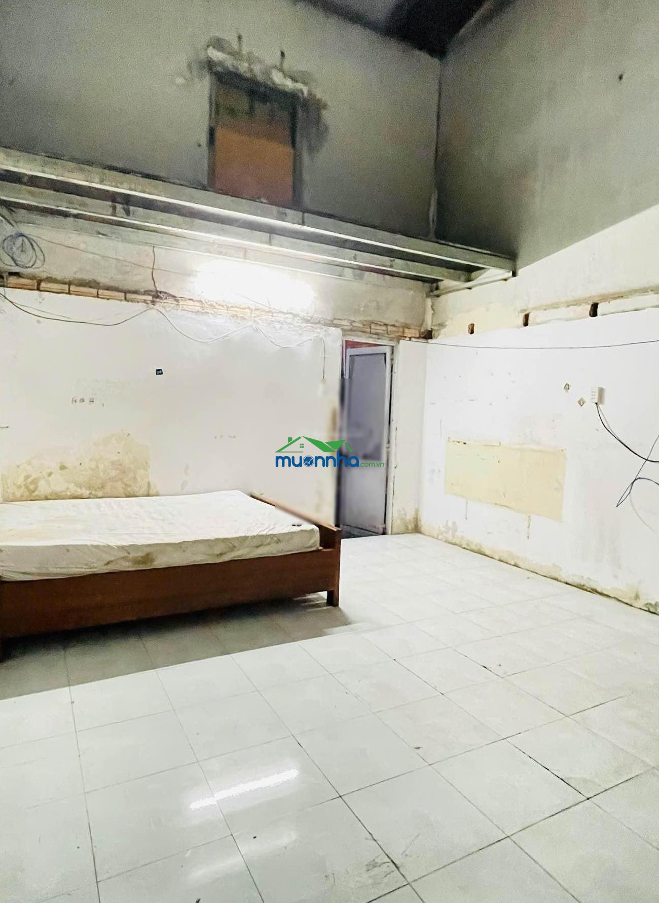 Chỉ 5tỷ2 ngay cách mạng tháng 8 - gần mặt tiền ngang 5m nở hậu 8m - 64m2 danh thu 10tr - hẻm ôtô - 3