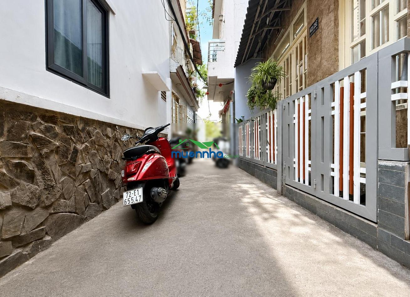 Lê văn sỹ q.3 - mặt tiền cách vài căn - ngang đẹp 4m - 3 tầng - hẻm thông, gần coopmart nhiêu lộc - 2