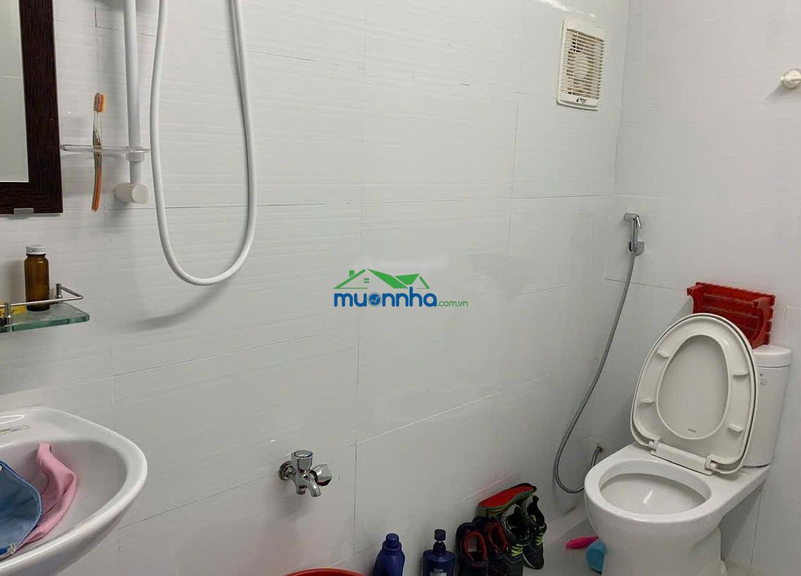 Bán chdv 81 phạm văn đồng p3 4,7x17 cn 80m² đct 13p tn 400tr/năm cách mặt tiền 30m, giá 9,5 tỷ tl