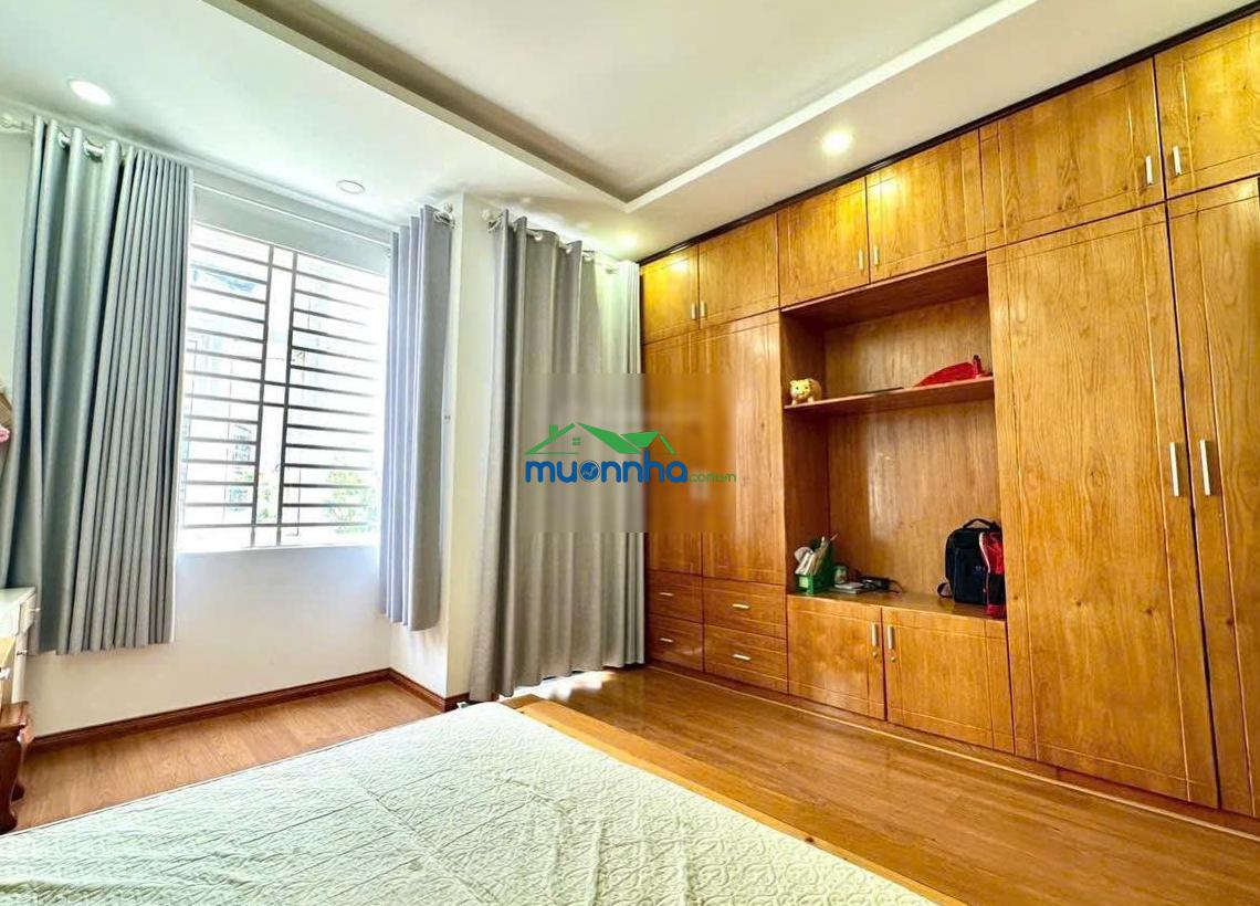 Nhà 3 tầng mới đẹp ngay chợ cây xoài nội thất đẹp vào ở ngay.thông ra nguyễn thị định,lê văn thịnh