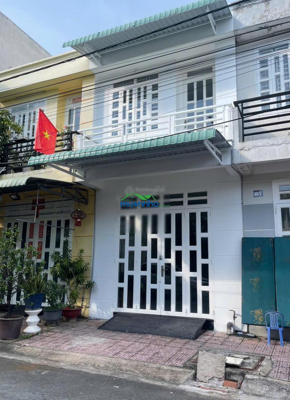 Giáp chủ nhà 1 lầu khu dân cư hiệp phát hiệp thành thủ dầu một , bình dương sát đường nguyễn đ
