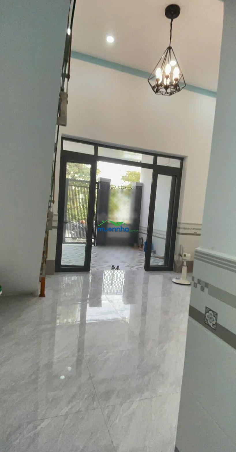 Chủ cần bán gấp căn nhà 5*15 nhà cấp 4 có gác lửng. shr
