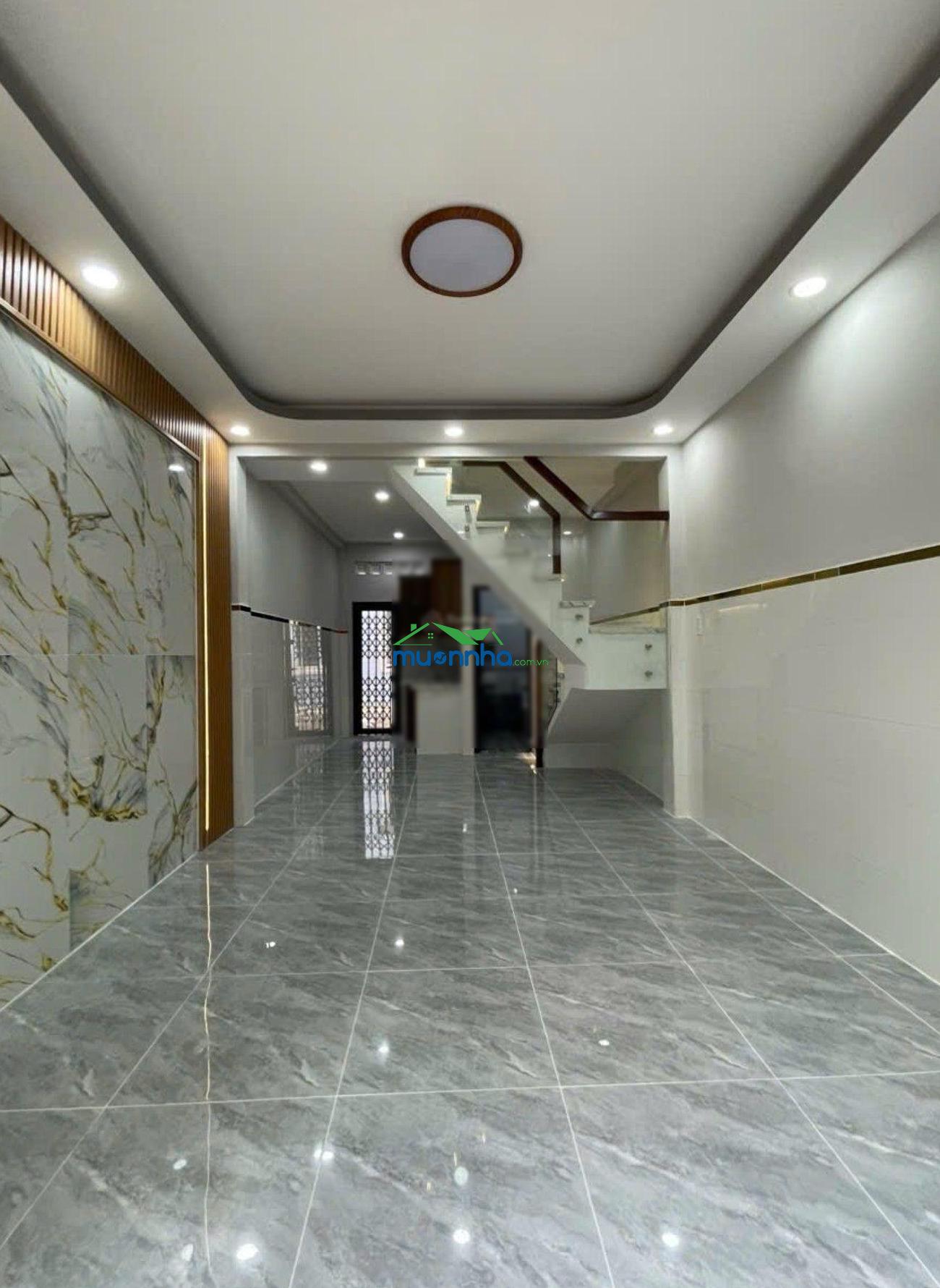 Nhà mới vào ở ngay, hẻm trước nhà hơn 4m, nhà 2 mặt hẻm thoáng mát, chỉ 31 mét ra tới tỉnh lộ 10 - 2
