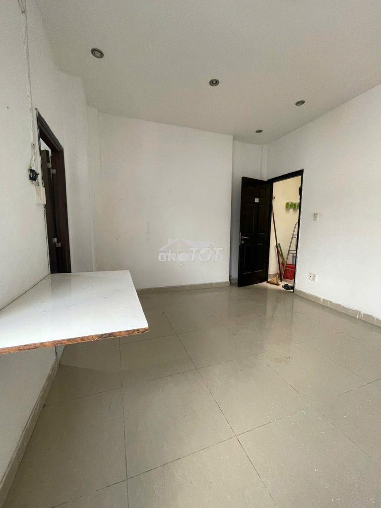 🏠 Phòng trọ 20m² – 3 triệu – gần đh ngân hàng & spkt