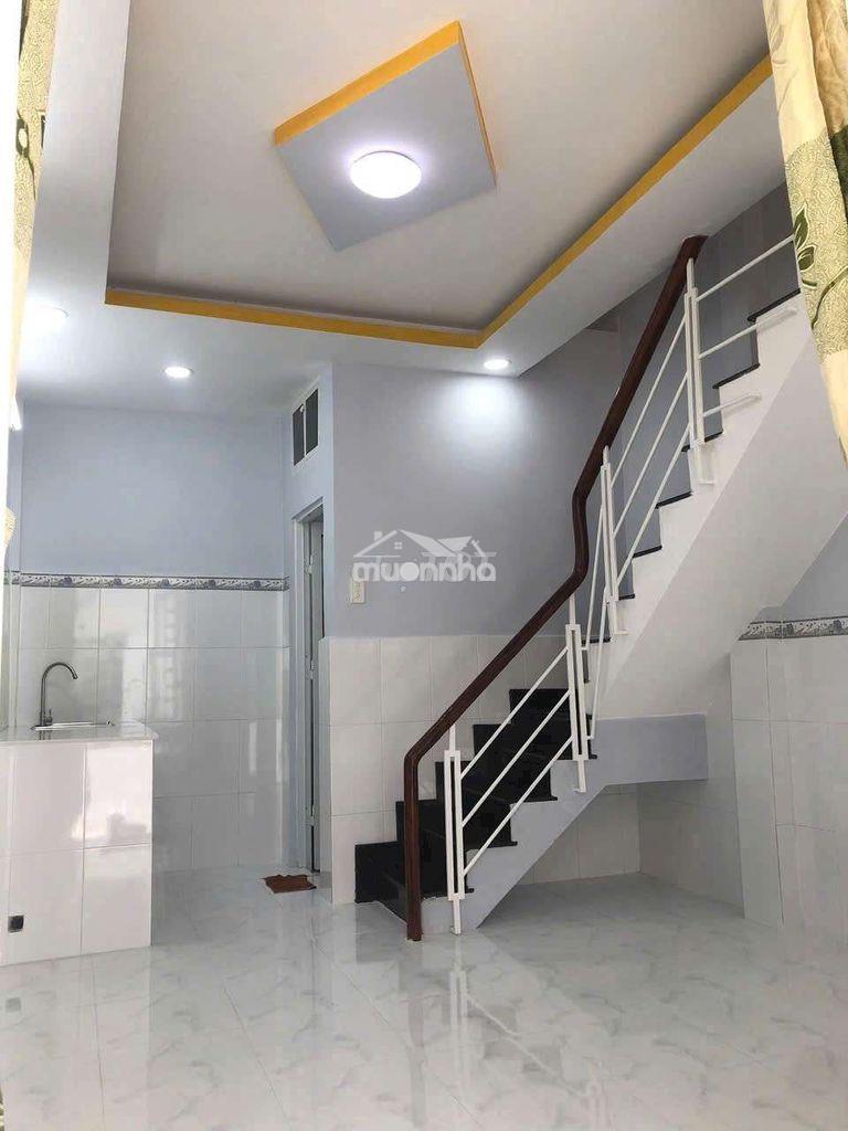 Nhà nguyên căn, 3.5x5m, 1 lầu, 1pn, cầu thang đúc