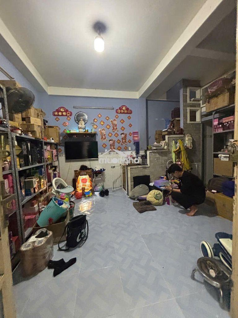 Nhà giá tốt -ngang 4,5m -shr  lò gốm -quận 6 -chỉ hơn 2tỷ -giáp quận 5