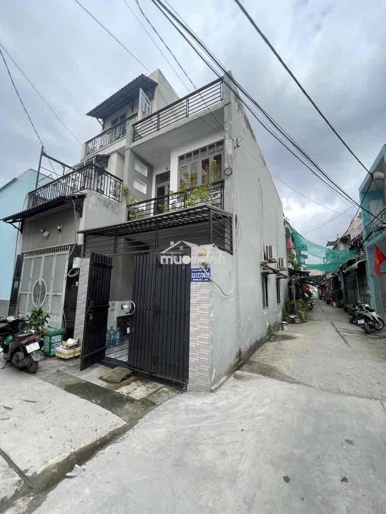Nhà đẹp q. bình tân.. hẻm xe hơi , shr vuông vức... tròn 3ty