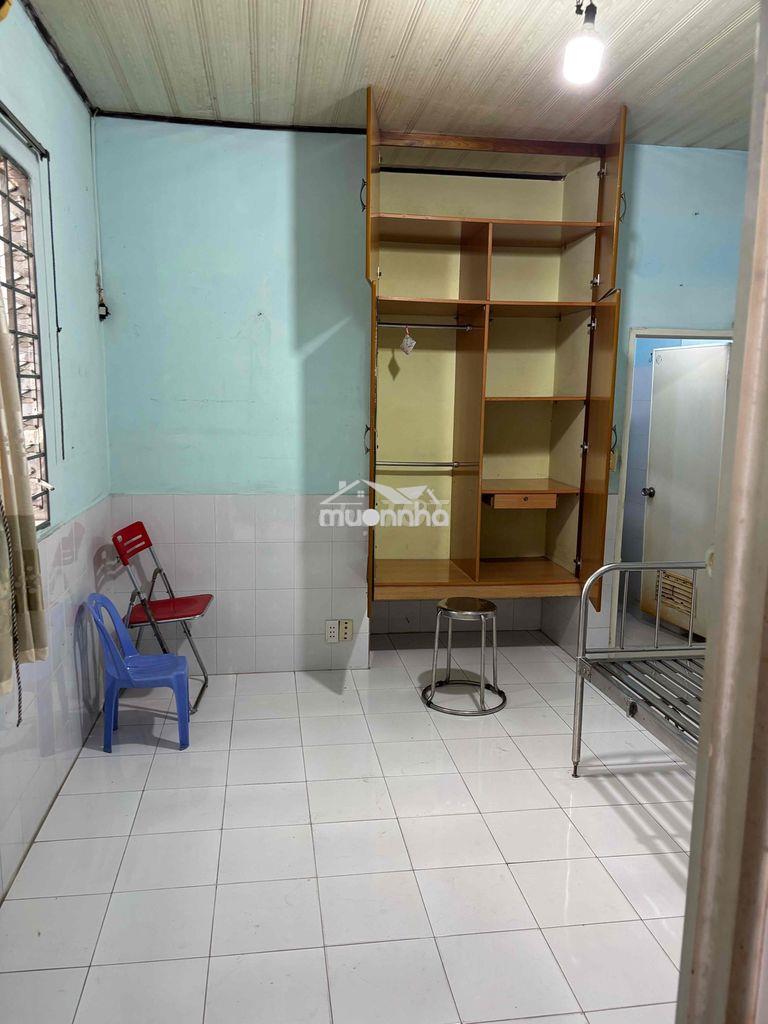 Phòng  30m2 ngay lăng cha cả không chung chủ để xe, wc riêng giờ tự do