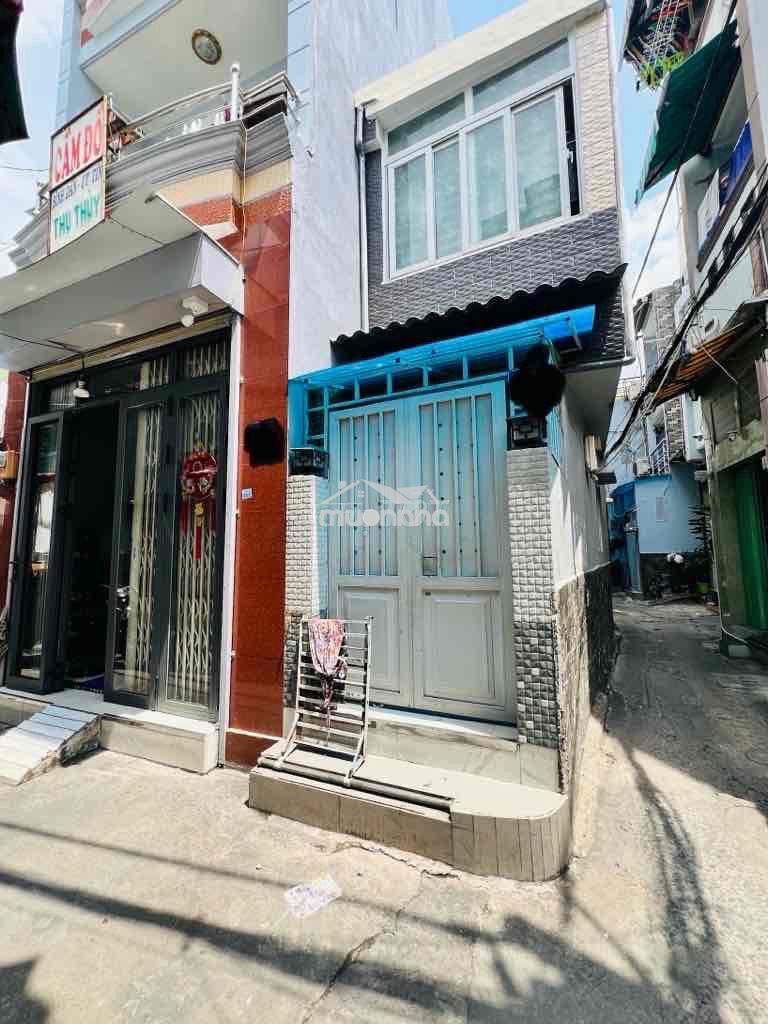 Nhà đường cách mạng tháng 8, q10, 20m2 nhỉnh 2 tỷ