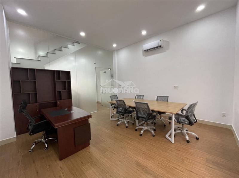 Chính chủ cho thuê vp trệt 50m2 giá 10tr/th
