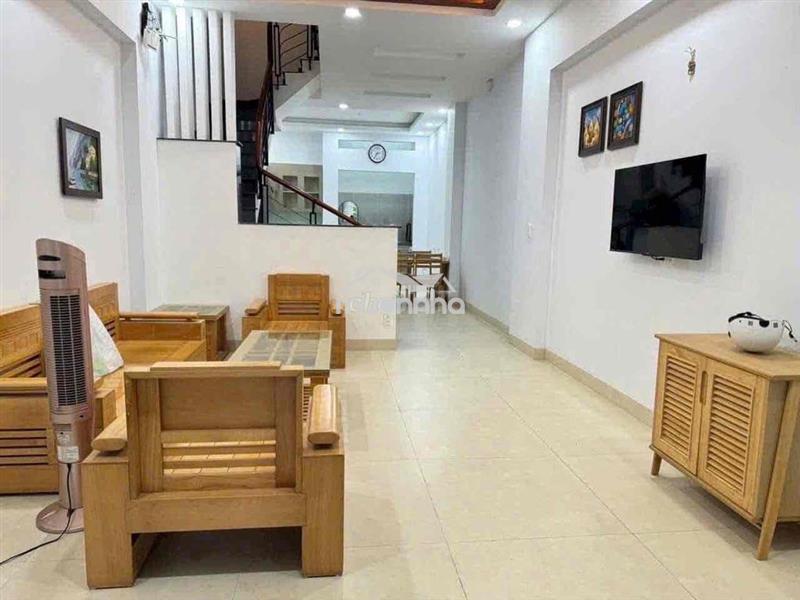 Nhà tx25 ( full nội thất ) 3pn 4wc. sân xe hơi