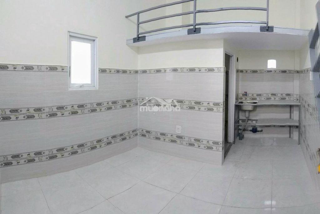 Phòng trọ cho thuê giá sinh viên, có hầm xe, thang máy, có gác lửng