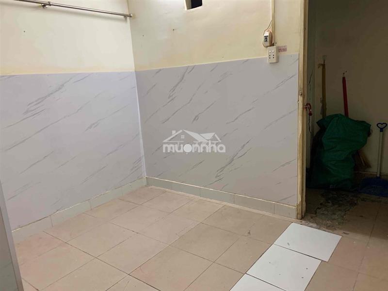 Phòng trọ ngay gần ngã tư phú nhuận, cđ fpt chỉ 2,2tr/ tháng