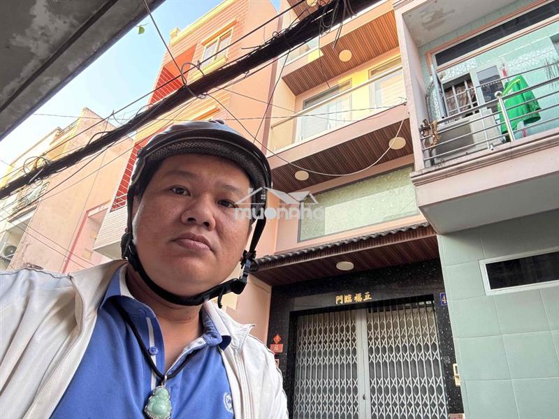 Quận 6-pham văn chí ,bình tiên-gần trường sát chợ