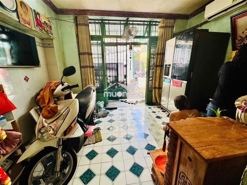 Nhà hèm quận 8  đường dương bá trac cần bán gấp.