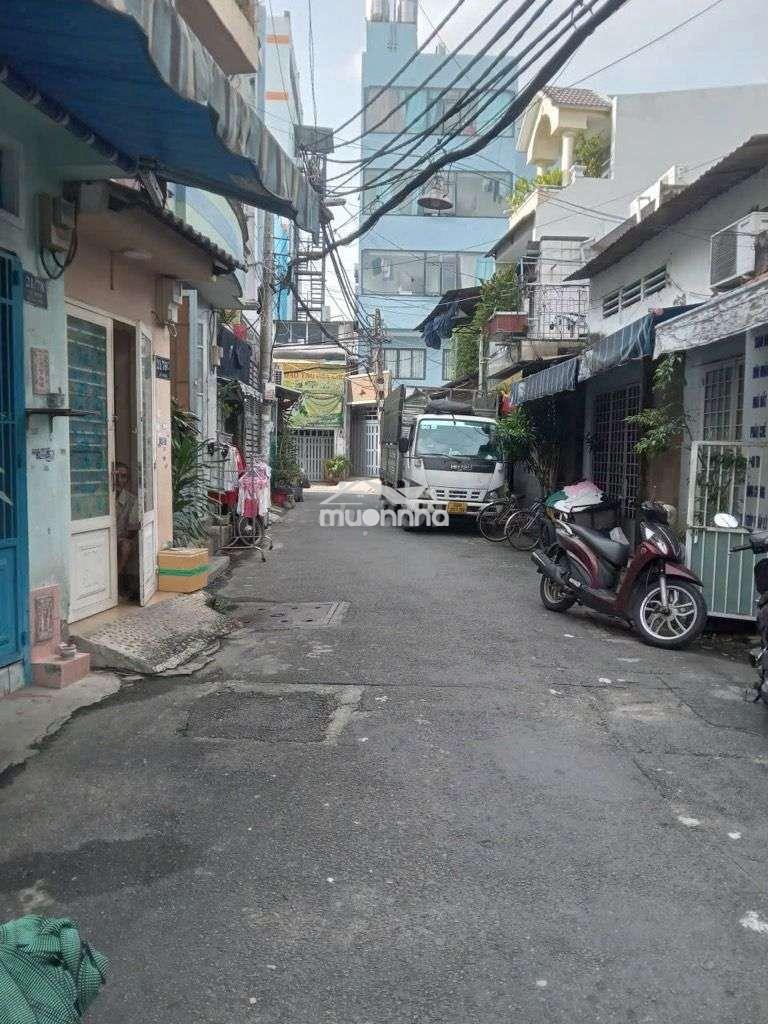 Nhà thuê nguyên căn bà hạt quận 10, 48m2 5pn,hẻm xe hơi giá 14 triệu  