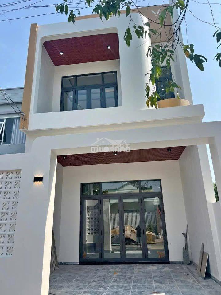 Cần bán nhà 1 trệt 1 lầu