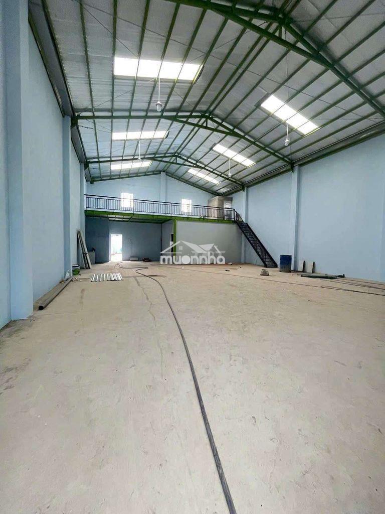 Cần cho thuê  kho xưởng bà điểm hm .dt 500m xe tải 10 tần giá 35 triệu