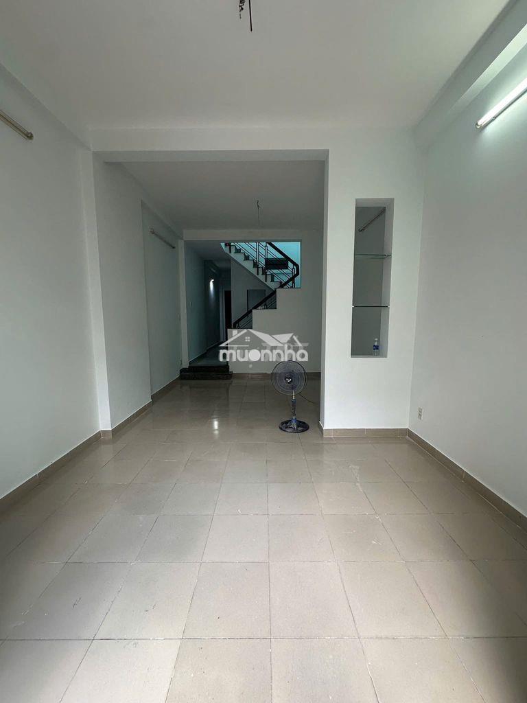 Nhà nguyên căn 4x20 1 lầu đúc 3pn mới gần aeon