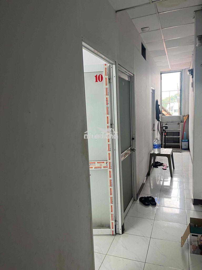 Phòng trọ gần chợ thiết q11.