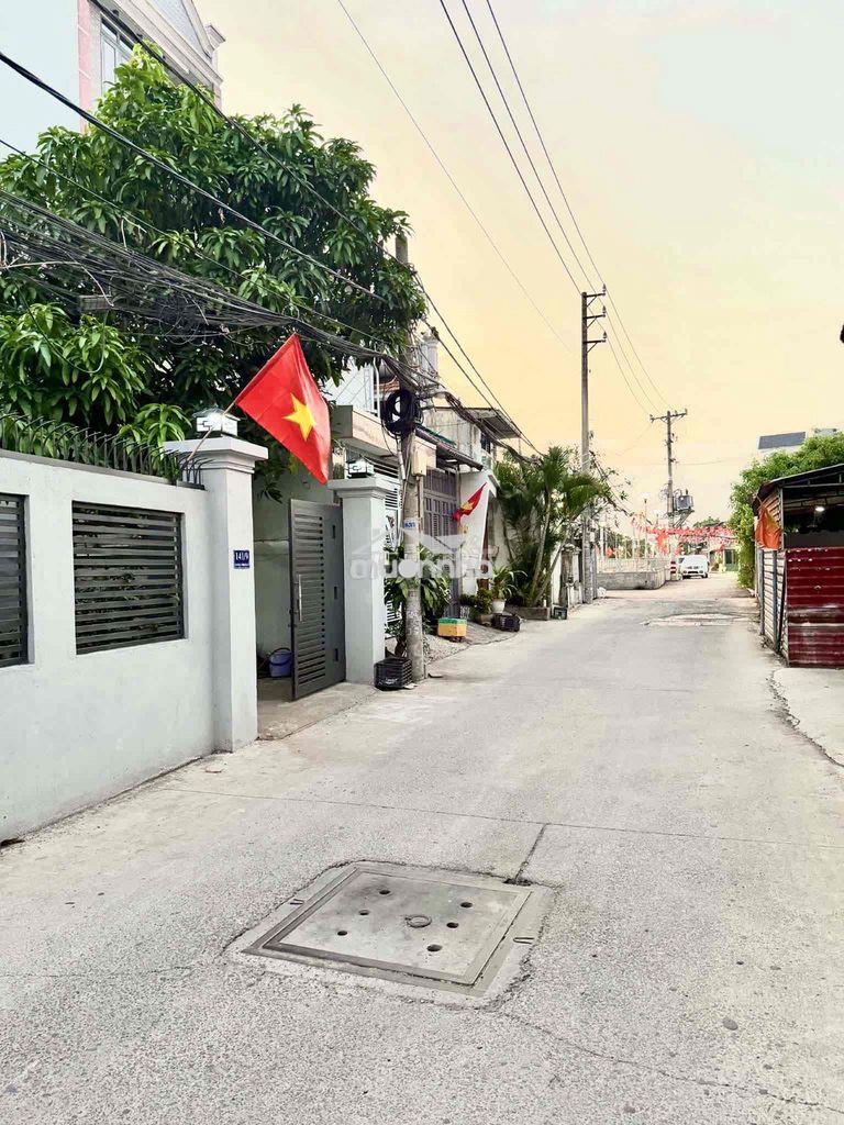 Thue nha cau vuot ngu tu ga q12