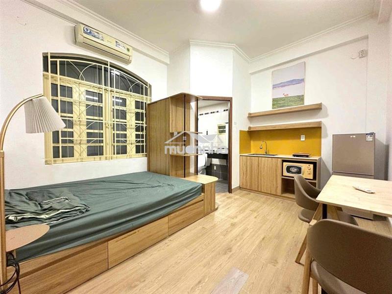 Studio ấm cúng – cửa sổ lớn – full nội thất