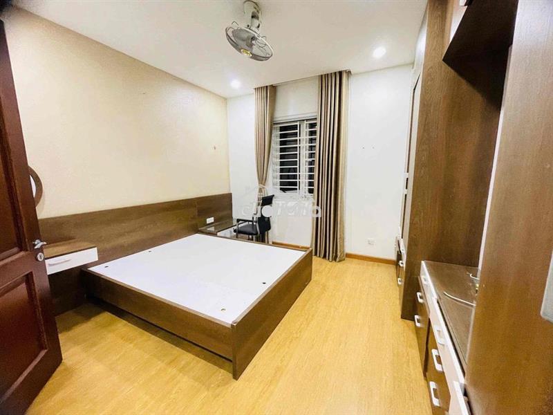 Cho thuê nhà tân quy đông 2 lầu 4pn