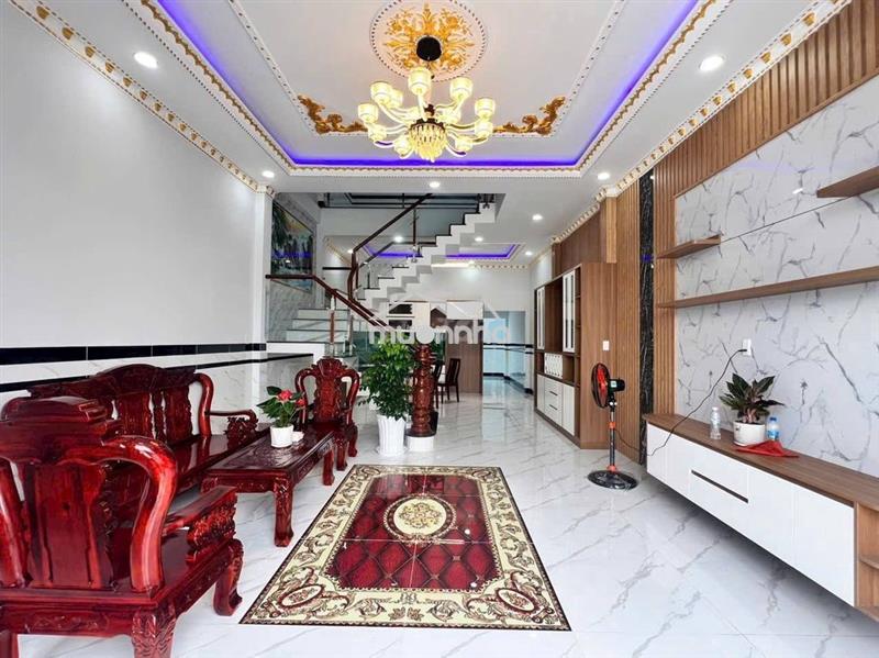 Bán 1t,1l 90m2 shr  840tr gần chợ phú mỹ, thủ dầu một, bình dương