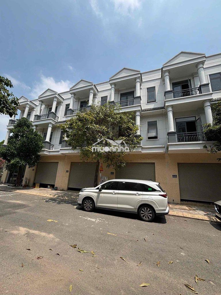 Bán nhà 3 lầu nam tân uyên, bình dương (giá 2ty190tr)