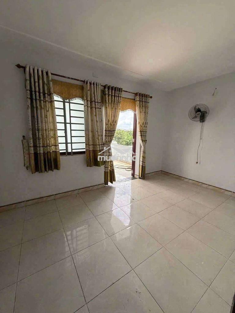 CHO THUÊ NHÀ Ở GẦN KHU CÔNG NGHIỆP NAM TÂN UYÊN