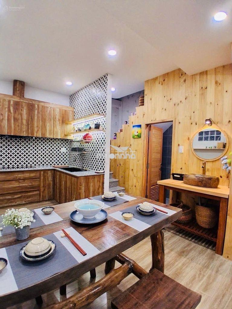 Nhà đẹp full nội thất dọn vào ở ngay .  hẻm xe hơi tới nhà .  - 3