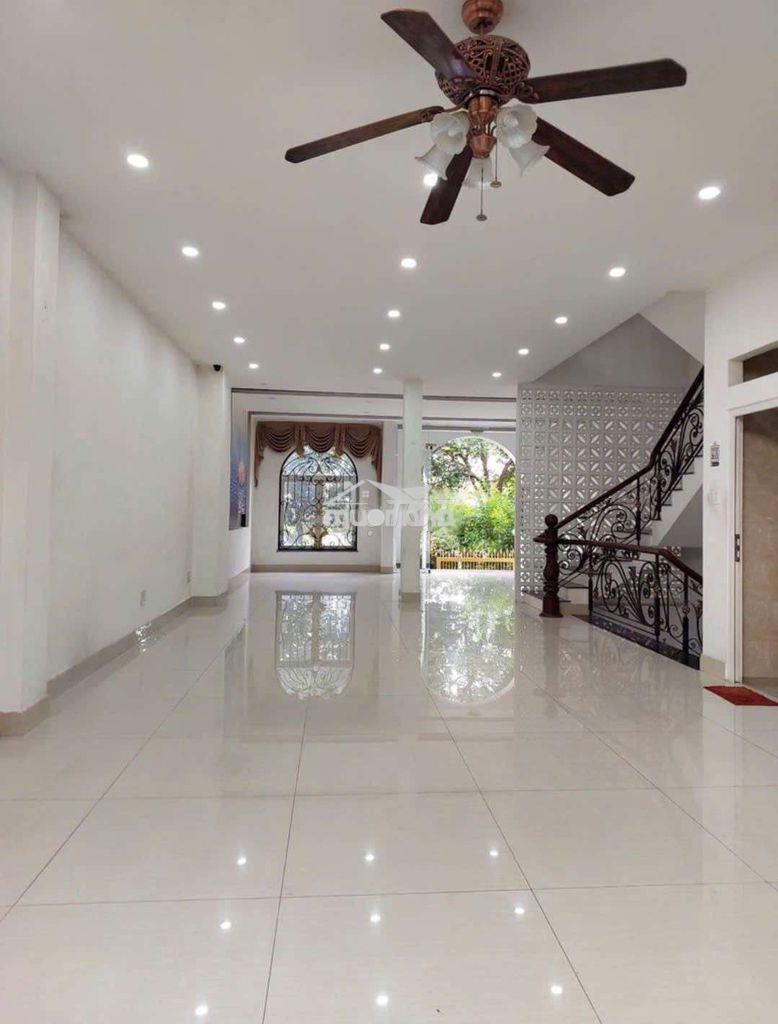 Biệt thự giá rẻ 8 x 20 có 6pn 6wc có sân đậu ô tô - 3