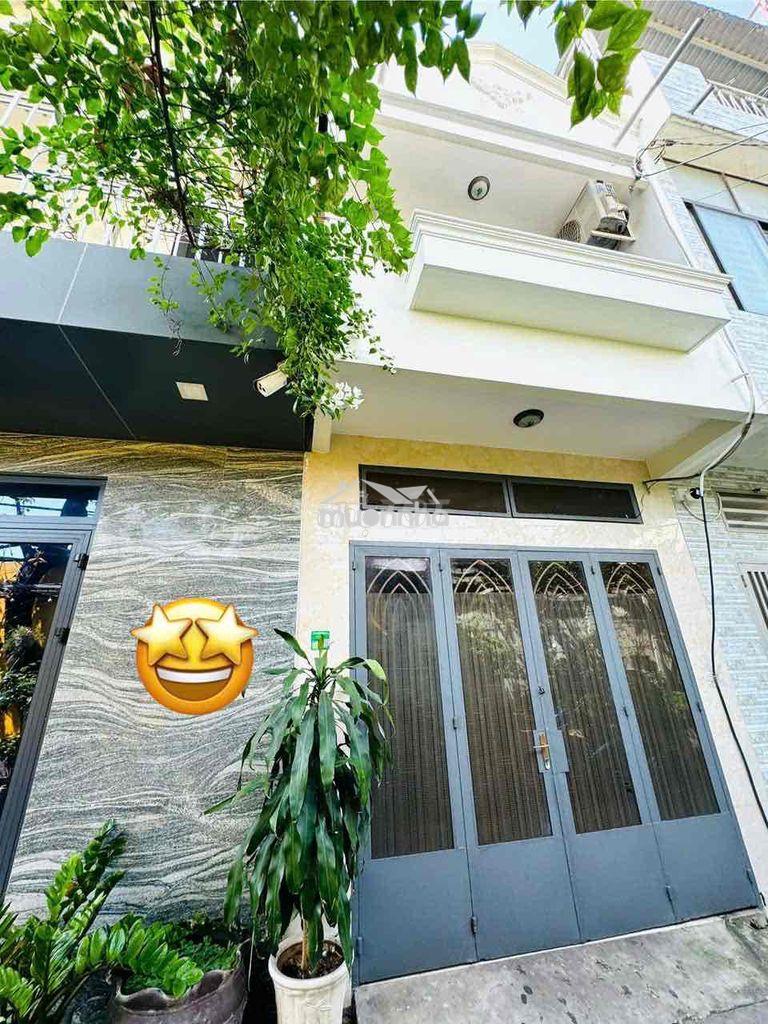 Siêu phẩm nguyễn tất thành quận 4 hẻm 6 mét nhà trong khu quân đội dân