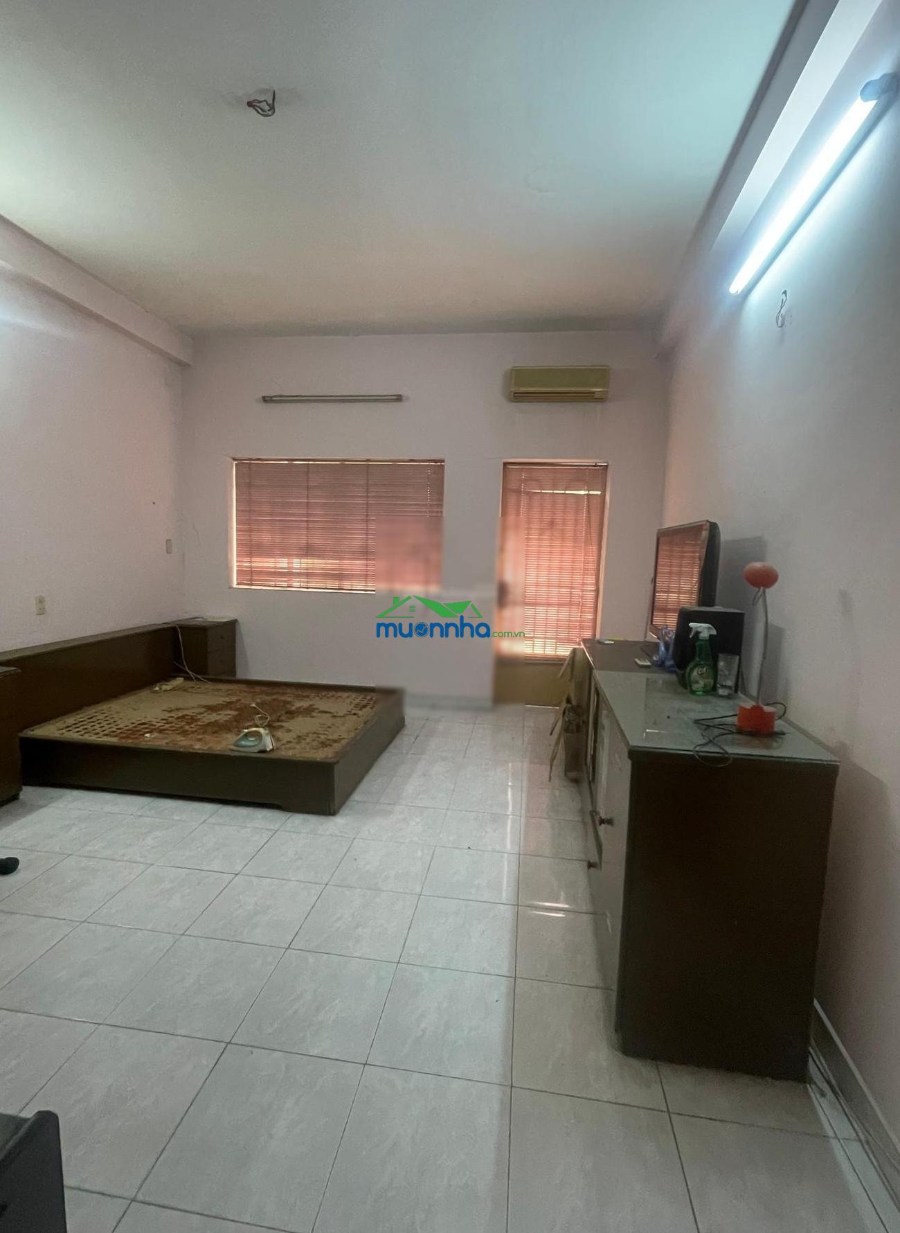 Hẻm xe hơi tránh nhau-sát mặt tiền emart-ngang 4,5m nở hậu 12m-80m2-3 tầng-gara để 2 oto-chỉ 11,59t
