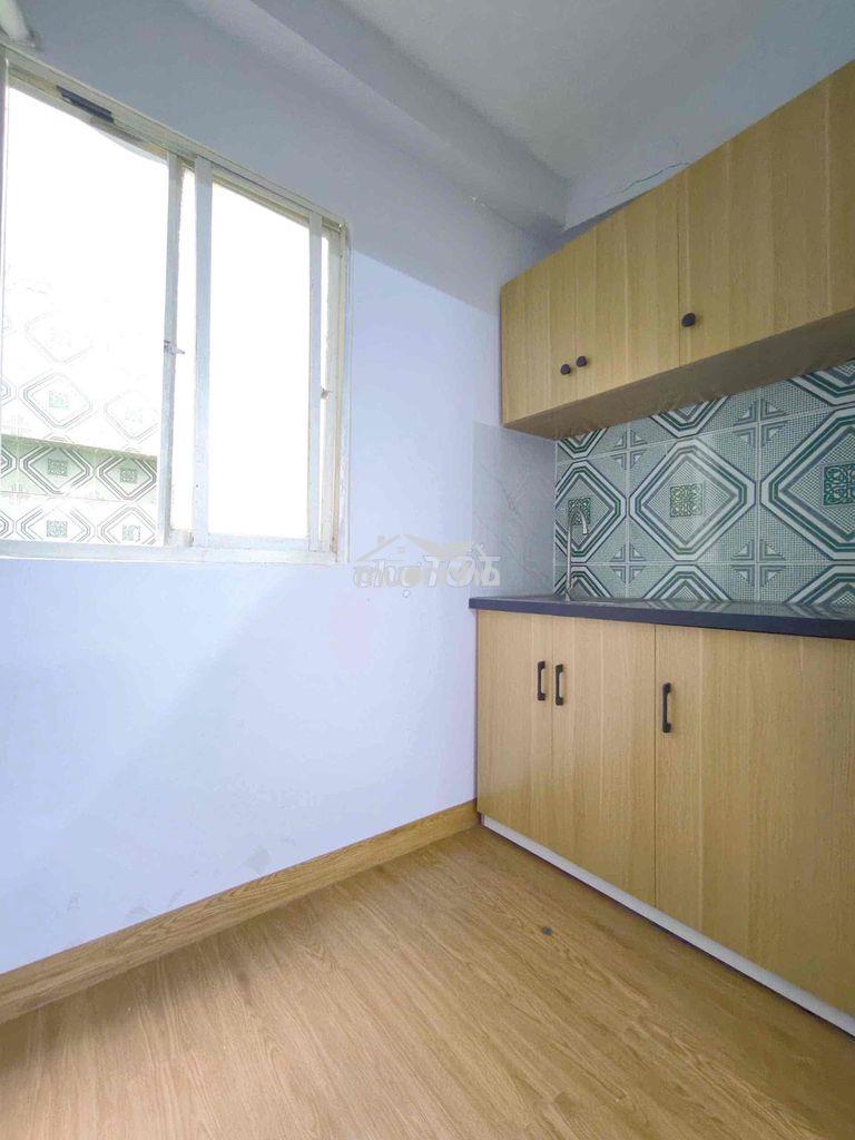 Phòng ngay đầm sen full nt - 2