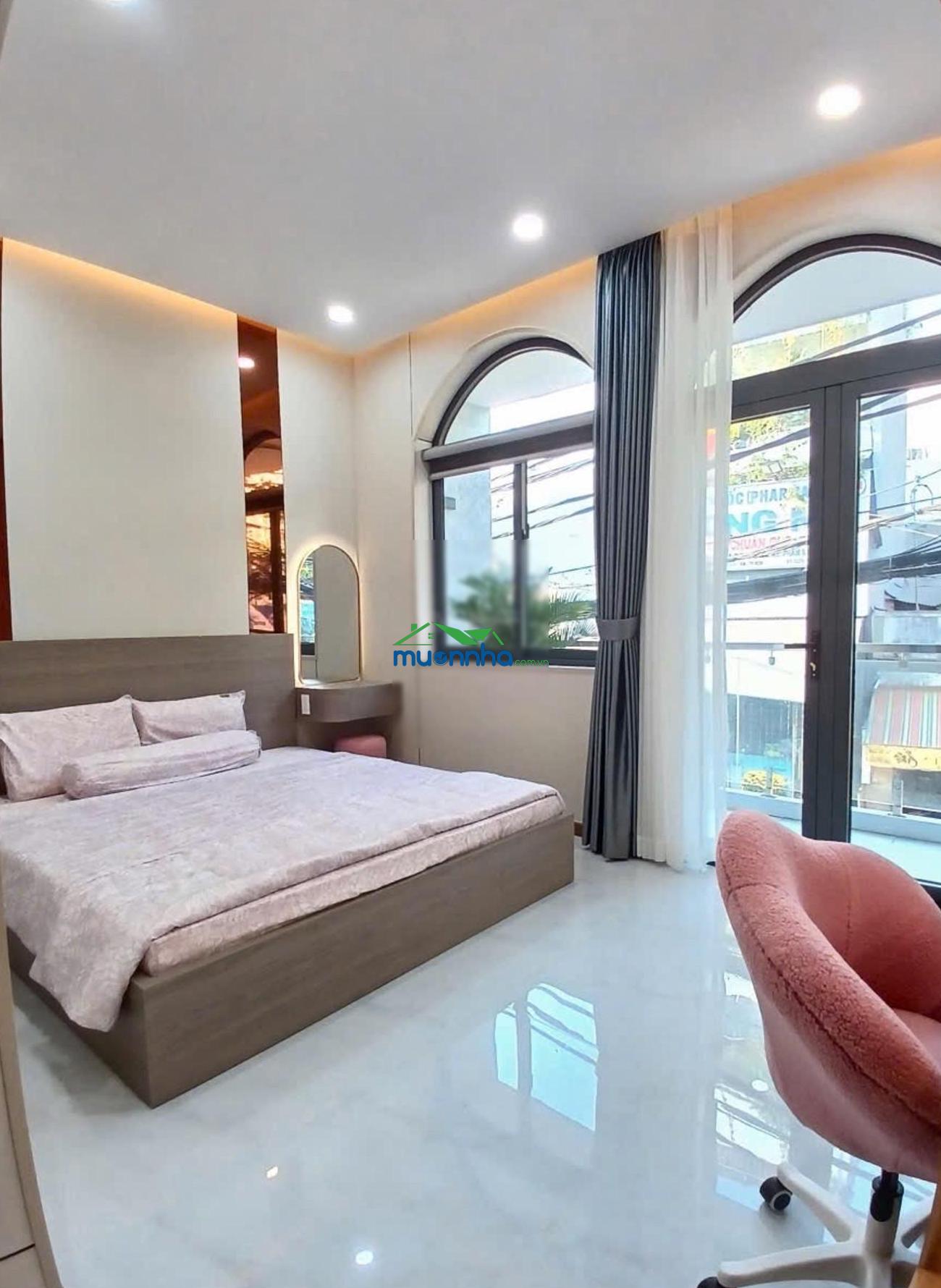 Tô hiệu. luỹ bán bích. đầm sen nước. 4x10m. 2 tầng. 6m thông. full nội thất. giá 4t hơn. q. tân phú