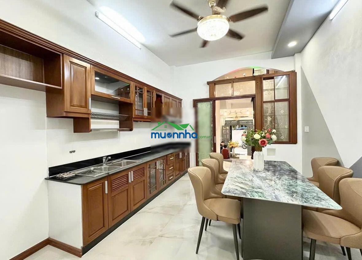 Bán nhà q10 hẻm xe tải tô hiến thành 5 tầng có khung thang máy