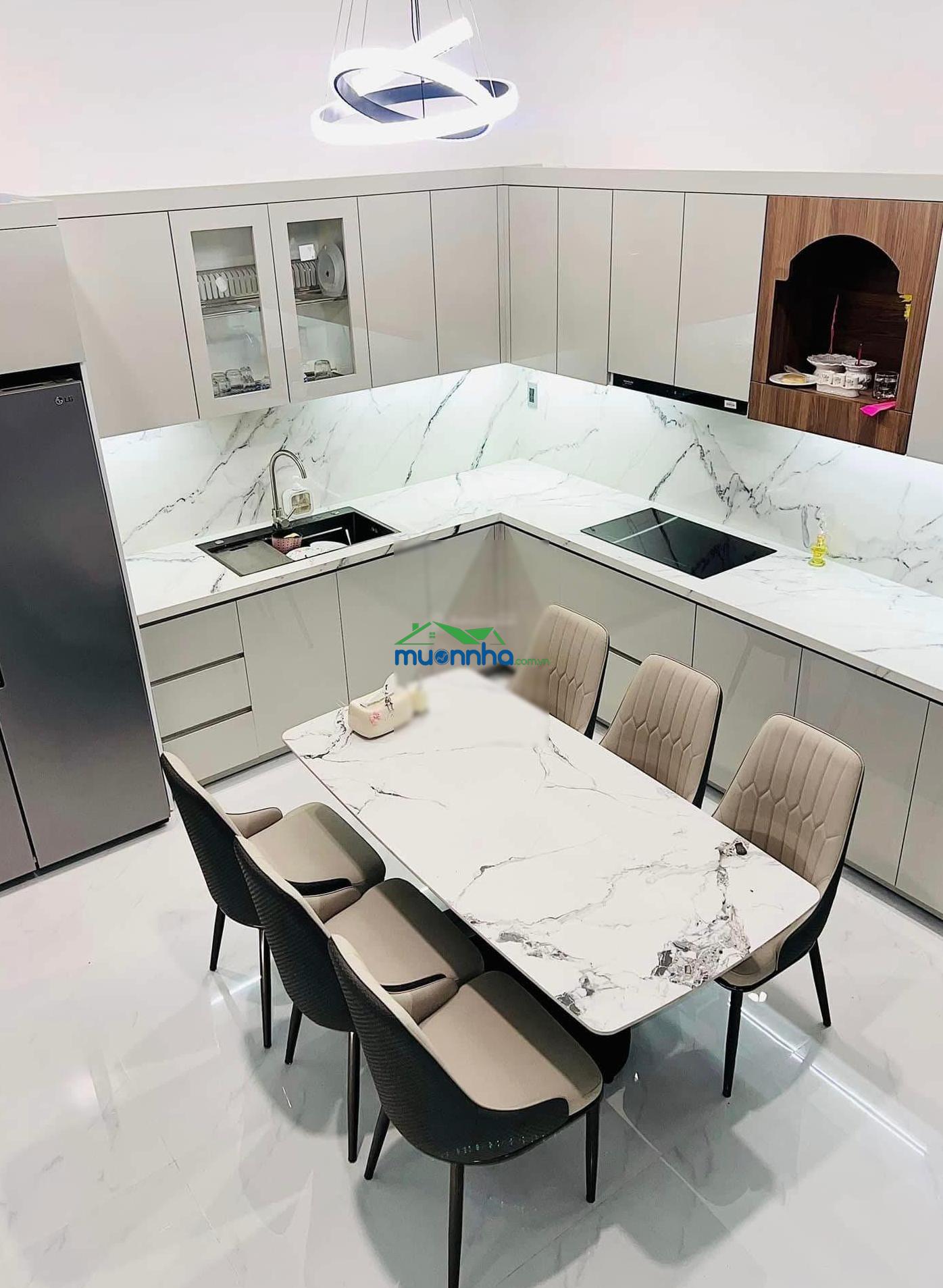Chú 9 cần bán nhà trần xuân soạn quận 7 - 82m2/4ty5 hẻm xe hơi 6m sang tên công chứng trong ngày