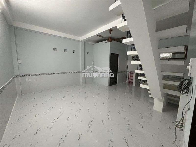 Nhà 1 trệt 1 lầu 5x20m 3 phòng hẻm đường trần văn khánh