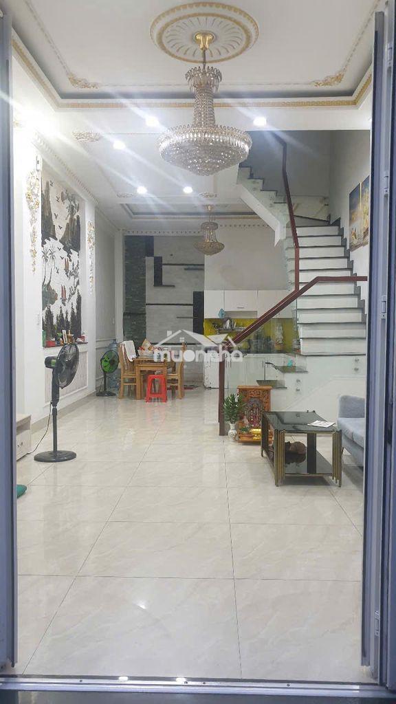 Cho thuê nhà hẻm xe hơi đường 38 hiệp bình chánh, dtsd 150 m2 - 3