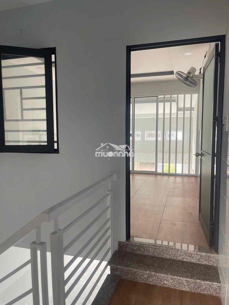 Bán nhà xuân thới thượng gần chợ trường học 44,3m2, 2 phòng 895tr - 4
