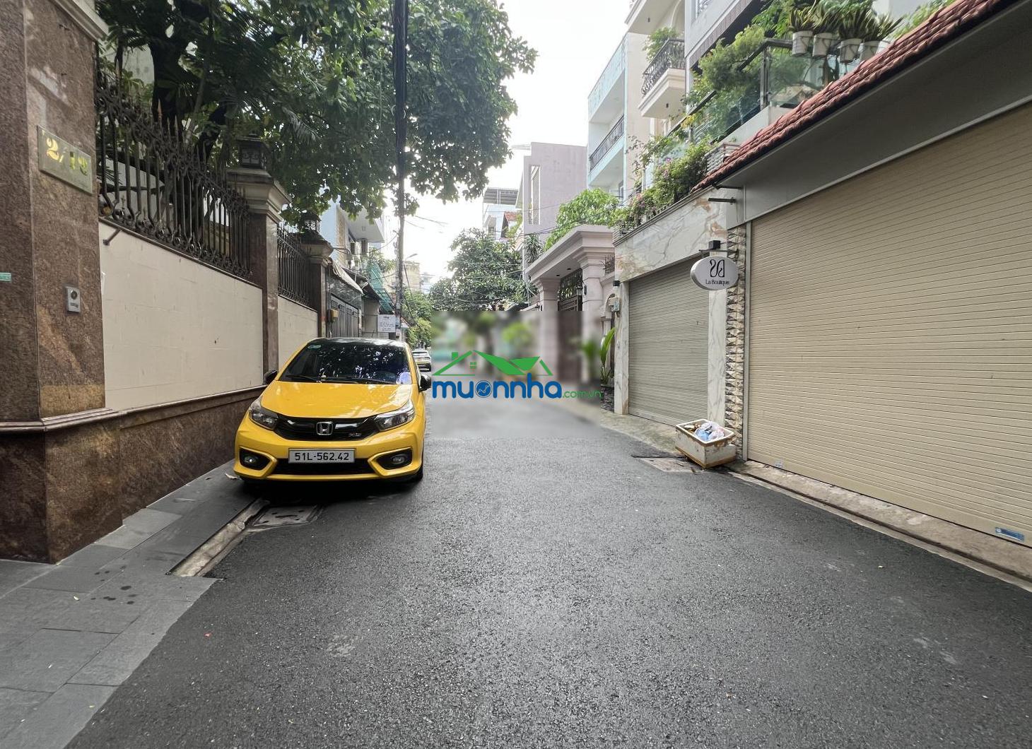 Ngang khủng hơn 10m ! bán nhà hẻm 10m đường bàu bàng q.tb, dt: 10,5x25m, giá chỉ 39,5 tỷ tl