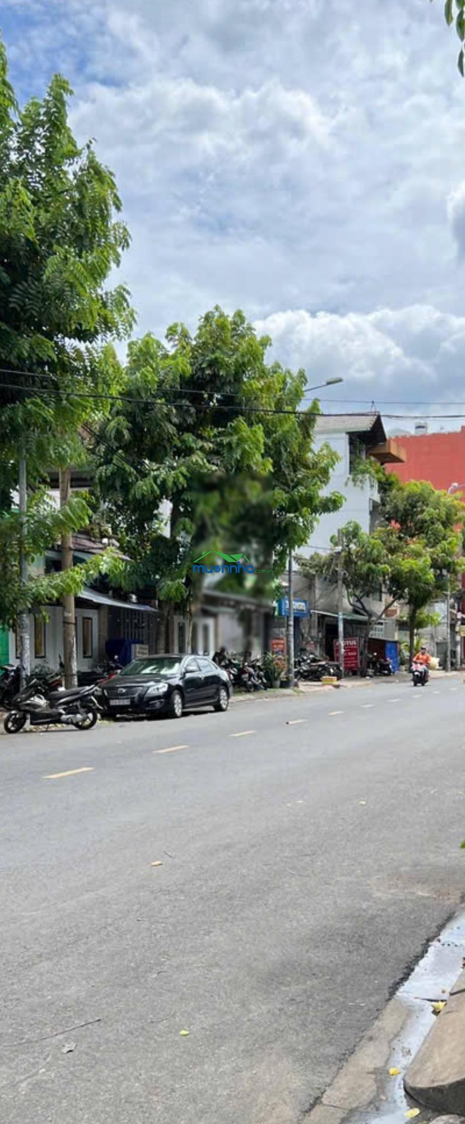 Sát mặt tiền ung văn khiêm 5x16m, sổ vuông 80m2 - hẻm xe hơi - diện tích siêu đẹp - chỉ 11.5 tỷ tl - 2