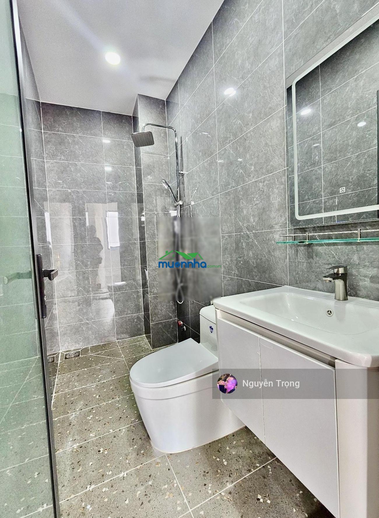 Bán nhà lý phục man- quận 7 -5m x 10m- hẻm xe hơi tránh nhau - full nội thất - nhỉnh 5 tỷ - 2